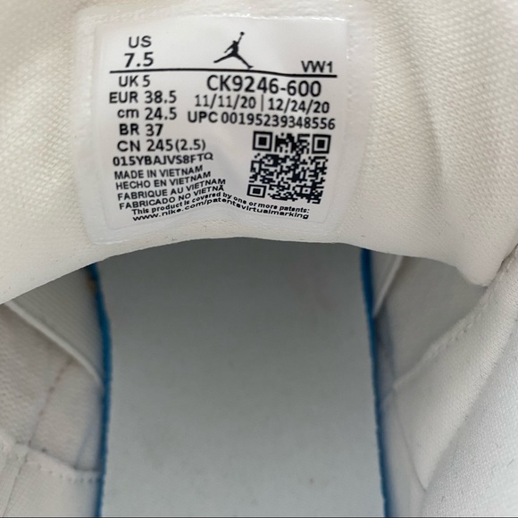 SOLD Jordan 3 Retro “Rust Pink” - Picture 9 of 10